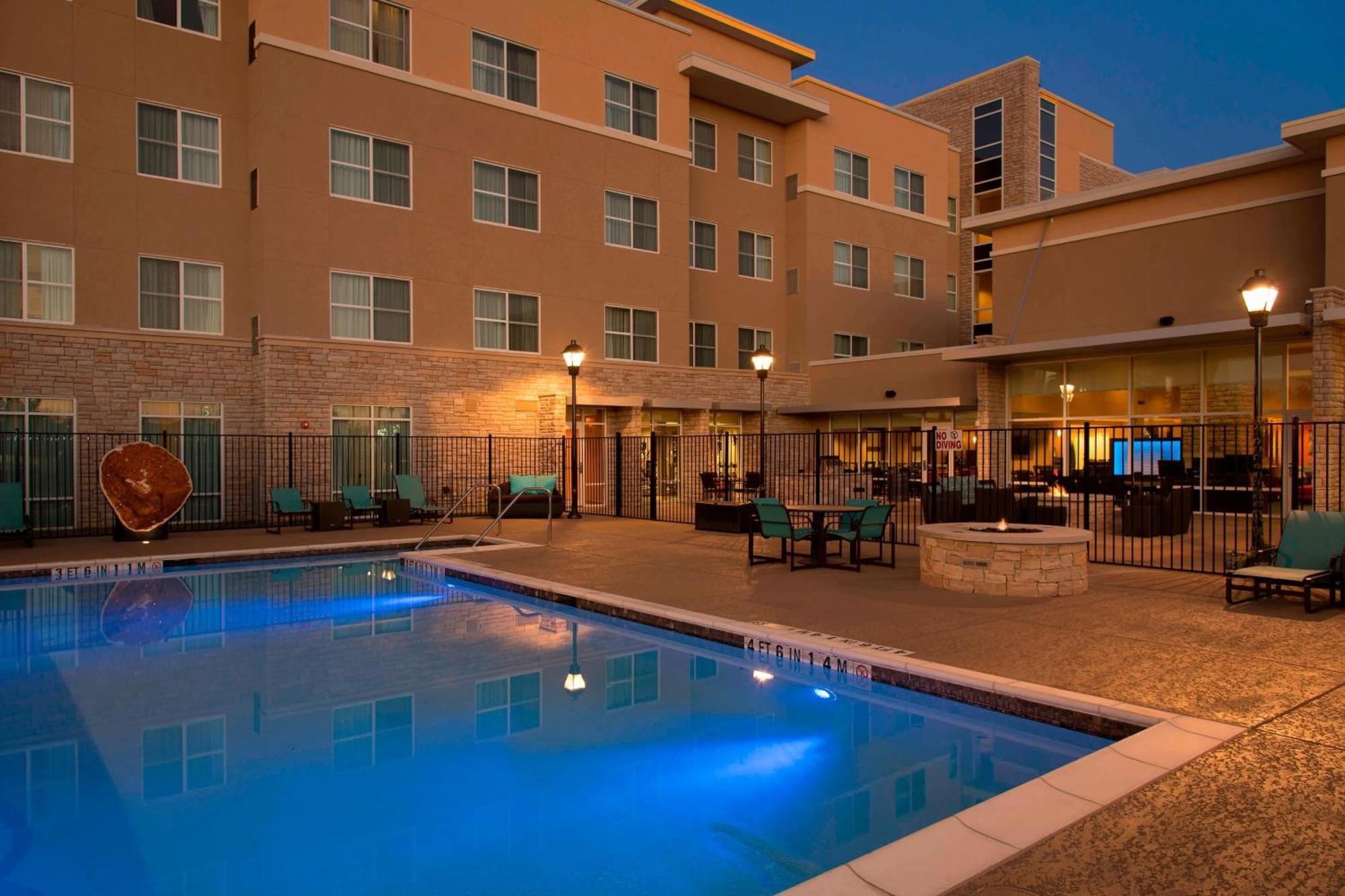 Residence Inn By Marriott Austin - University Area Dış mekan fotoğraf